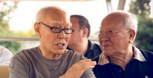 在线观看亚洲视频